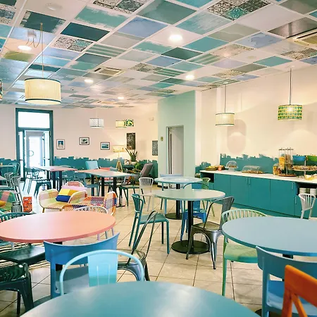 Отель By Финале Лигуре