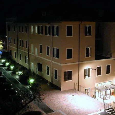 By Hotel Finale Ligure