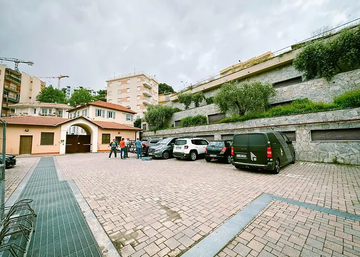 By Hotel Finale Ligure